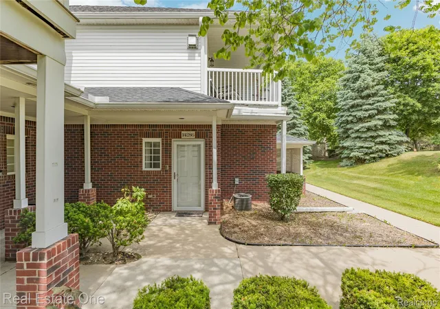 Photo 1 of Condo for sale at 14286 Moravian Manor Cir, Sterling Heights, MI 48312 | MLS# 20261038049 | Listing updated on 2026-08-02
