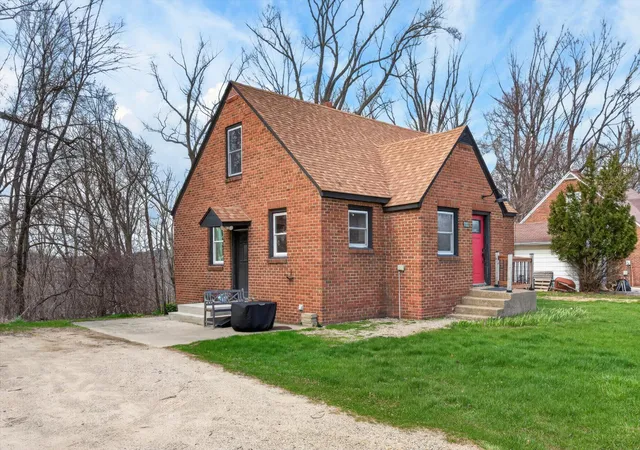 4th image of 7222 Red Arrow Hwy, Stevensville, MI 49127 | MLS# 69026024746