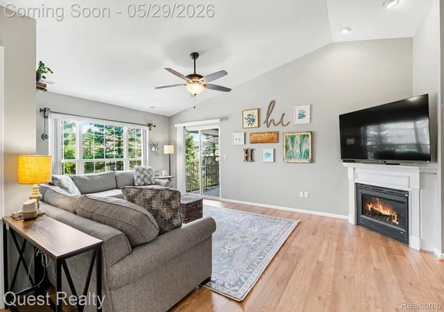 Listing Photo 5 - Condo for sale in building located at 16839 Dover Dr, Northville, MI 48168 6503 - Unit #140