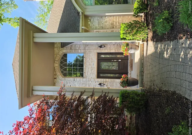 Photo 3 of Single family home for sale at 3351 Red Fox Ct, West Bloomfield, MI 48324 | MLS# 20261038139 | Listing updated on 2026-07-15