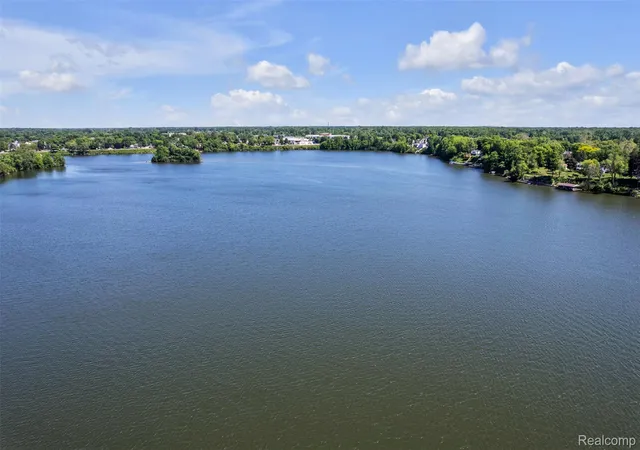 Photo 3 of Single family home for sale at 47435 N Shore Dr, Van Buren Township, MI 48111 | MLS# 20261038154 | Listing updated on 2026-06-21
