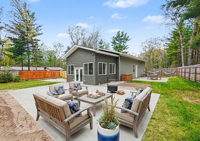 2nd image of 1581 Lone Pine Dr, Baldwin, MI 49304 | MLS# 67026024784