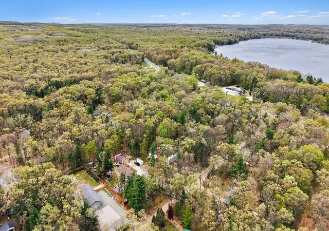 4th image of 1581 Lone Pine Dr, Baldwin, MI 49304 | MLS# 67026024784
