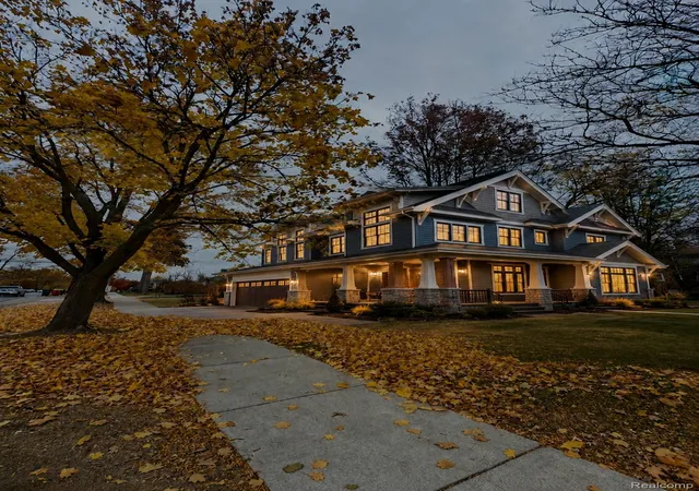 1st image of 640 W University Dr, Rochester, MI 48307 | MLS# 20261038186