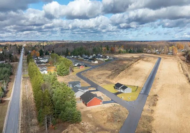Photo 3 of Single family home for sale at 46 Mockingbird Dr, Blair Township Grand Traverse, MI 49685 | MLS# 78080068799 | Listing updated on 2026-09-16