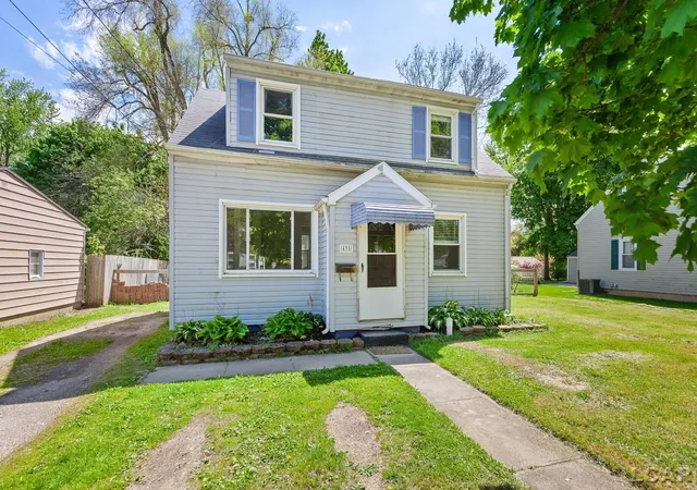 Photo 2 of Single family home for sale at 431 Oden Way, Adrian, MI 49221 | MLS# 56050208933 | Listing updated on 2026-06-16