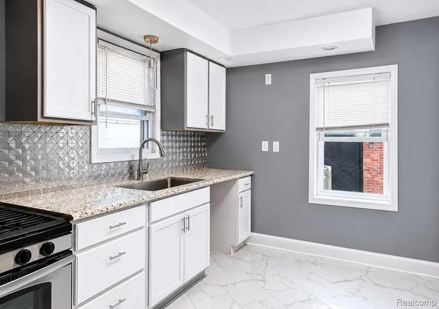 Photo 3 of Single family home for sale at 14949 Coyle St, Detroit, MI 48227 | MLS# 20261038221 | Listing updated on 2026-06-18