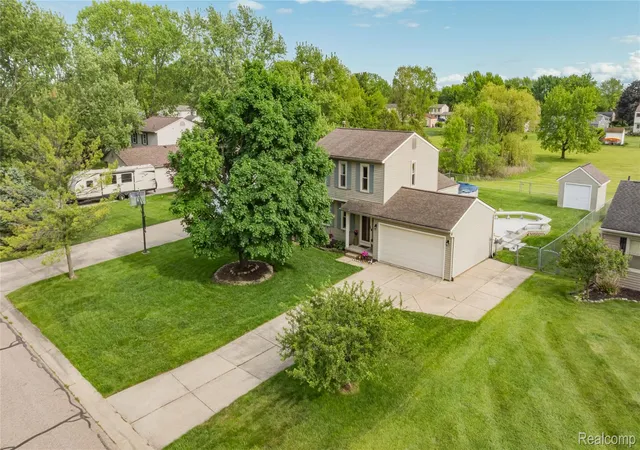 Photo 1 of Sale Pending at 3553 Loon Lake Rd, Wixom, MI 48393 | MLS# 20261038237 | Listing updated on 2026-06-14