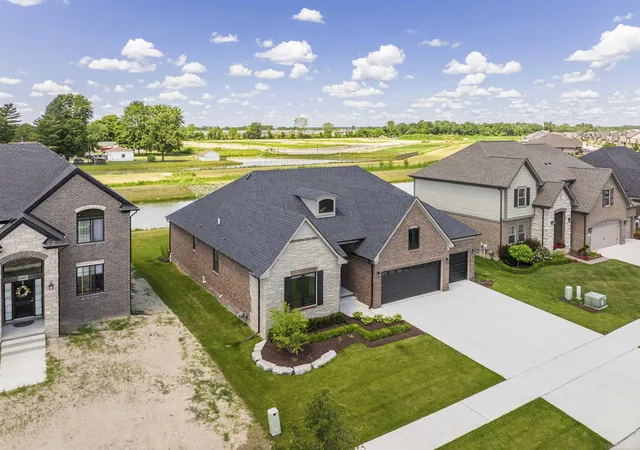 Photo 1 of Sale Pending at 49375 Langford Dr, Macomb, MI 48044 | MLS# 58050208949 | Listing updated on 2026-05-26