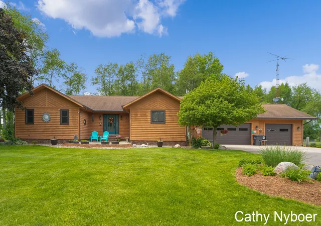 2nd image of 9188 W V Ave, Schoolcraft, MI 49087 | MLS# 65026024838