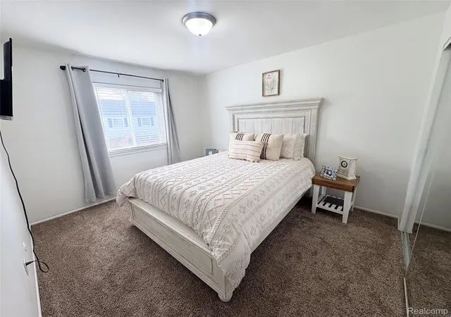 Listing Photo 3 - Condo for sale in building located at 1520 Westbury Dr, Davison, MI 48423