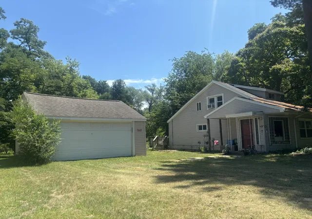 Photo 1 of Single family home for sale at 2545 Massena Ave, Commerce Township, MI 48382 | MLS# 81026024892 | Listing updated on 2026-08-28