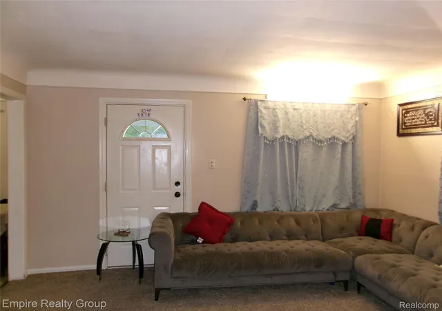 5th image of 7507 W Parkway St, Redford, MI 48239 | MLS# 20261038349