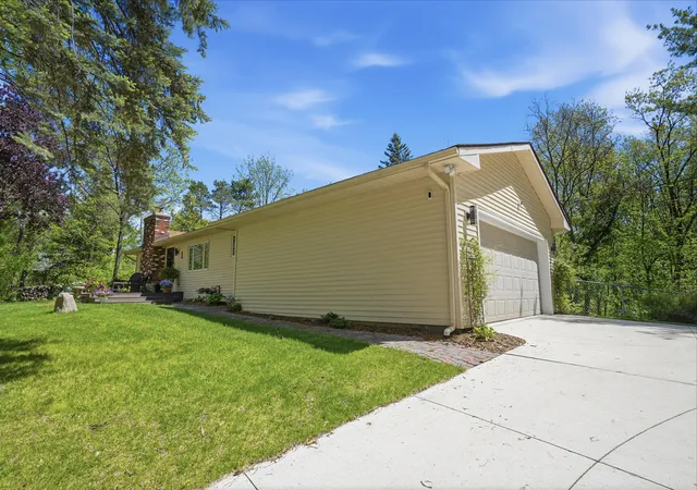 Photo 3 of Single family home for sale at 1201 Old Plank Rd, Milford, MI 48381 | MLS# 81026024900 | Listing updated on 2026-06-04