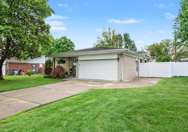 Photo 1 of Sale Pending at 35357 Bobcean Rd, Clinton Township, MI 48035 | MLS# 58050208982 | Listing updated on 2026-05-31