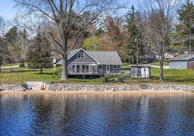 1st image of 9464 Stone Ledge Lake Dr, Cadillac, MI 49601 | MLS# 78080068820