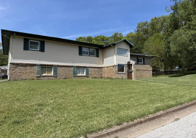 Photo 1 of Single family home for sale at 2851 Jarman St, Muskegon, MI 49444 | MLS# 65026024919 | Listing updated on 2026-07-20