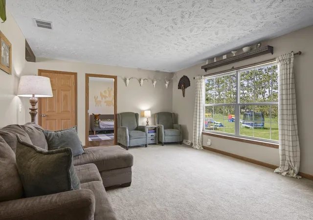 Photo 4 of Single family home for sale at 8504 S Elizabeth Dr, Maple City, MI 49664 | MLS# 78080068823 | Listing updated on 2026-06-04