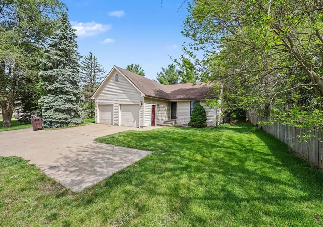 Photo 3 of Condo for sale at 674 South St, Grass Lake, MI 49240 | MLS# 81026024926 | Listing updated on 2026-05-28