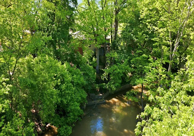 52nd image of 1905 Millbank St Se, Grand Rapids, MI 49508 | MLS# 65026024924