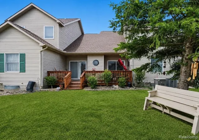 Photo 2 of Condo for sale at 2053 Golfcrest Dr, Davison, MI 48423 | MLS# 20261038377 | Listing updated on 2026-06-11