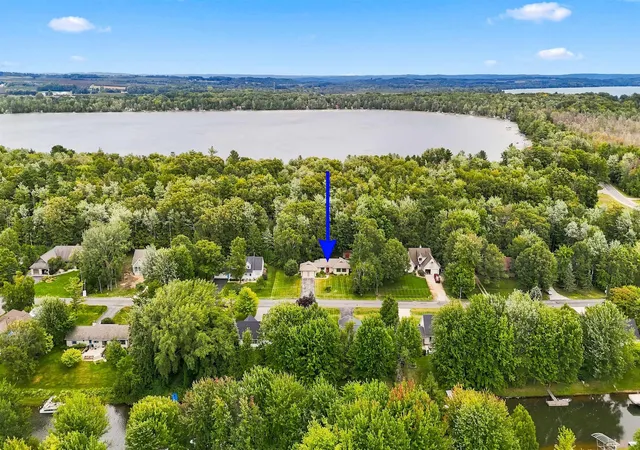 Photo 2 of Single family home for sale at 6831 E Harbor Dr, Elk Rapids, MI 49629 | MLS# 78080068827 | Listing updated on 2026-08-26