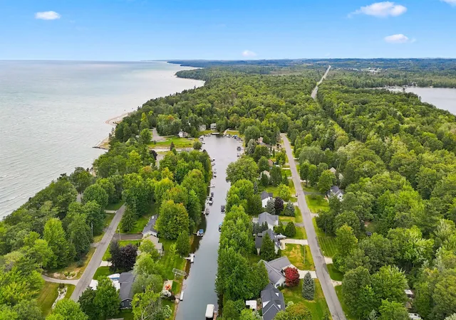 Photo 3 of Single family home for sale at 6831 E Harbor Dr, Elk Rapids, MI 49629 | MLS# 78080068827 | Listing updated on 2026-08-26