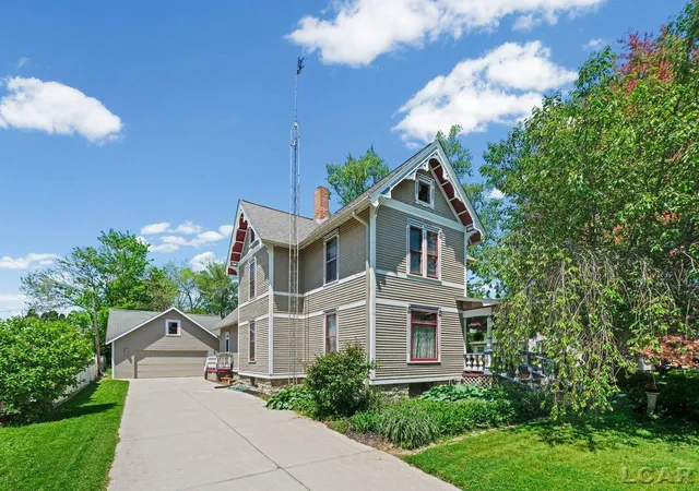 Photo 1 of Single family home for sale at 226 Giles Ave, Blissfield, MI 49228 | MLS# 56050209013 | Listing updated on 2026-08-17