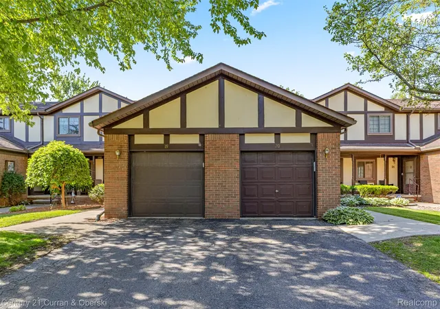 4th image of 19 Parkplace N, Allen Park, MI 48101