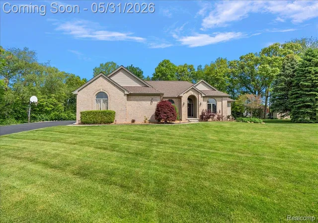 1st image of 8533 Glen View Dr, Howell, MI 48843 | MLS# 20261038424