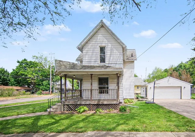 Photo 1 of Single family home for sale at 514 Jefferson St, Jackson, MI 49202 | MLS# 81026024971 | Listing updated on 2026-06-02