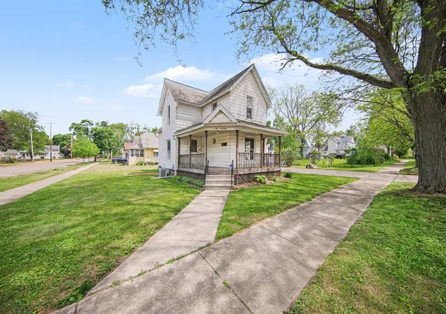 Photo 2 of Single family home for sale at 514 Jefferson St, Jackson, MI 49202 | MLS# 81026024971 | Listing updated on 2026-06-02