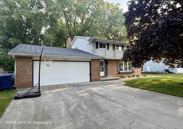 Photo 1 of Sale Pending at 7860 Luann St, Saginaw, MI 48609 | MLS# 61050209032 | Listing updated on 2026-06-02
