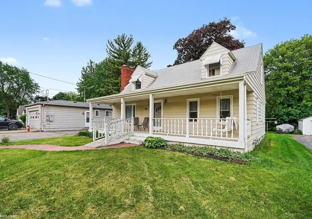 2nd image of 2297 Covert Rd, Burton, MI 48509 | MLS# 58050209033