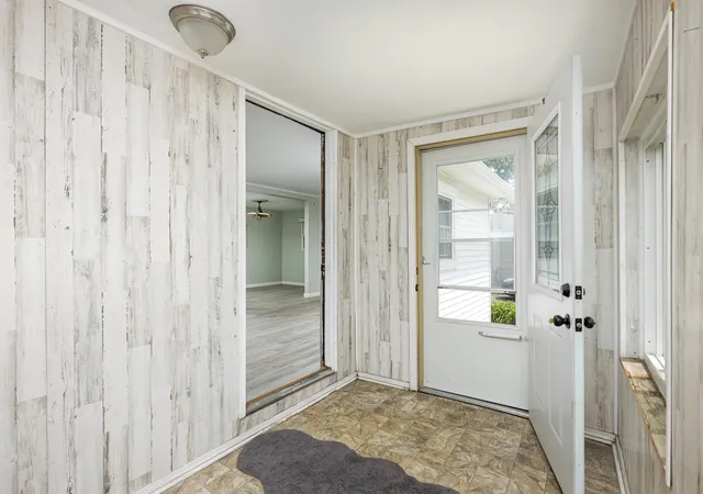 Photo 3 of Single family home for sale at 1848 Anne Ave, Lincoln Park, MI 48146 | MLS# 81026024976 | Listing updated on 2026-06-04
