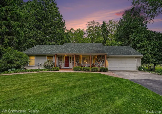 Photo 1 of Sale Pending at 3609 Broadview Ln, Highland, MI 48357 | MLS# 20261038478 | Listing updated on 2026-06-17