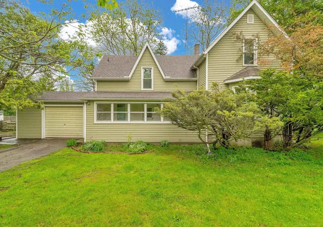 Photo 1 of Single family home for sale at 7153 Lake St, Lexington, MI 48450 | MLS# 58050209042 | Listing updated on 2026-09-08