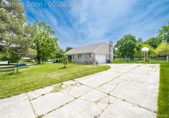 Photo 3 of Single family home for sale at 5444 Mary Ann Ct, Grand Blanc, MI 48439 | MLS# 20261038522 | Listing updated on 2026-06-18