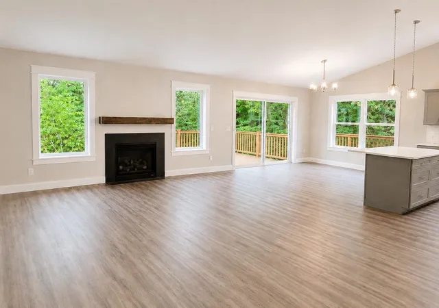 Photo 3 of Single family home for sale at 3080 Winchester Dr, Traverse City, MI 49686 | MLS# 78080068840 | Listing updated on 2026-06-16
