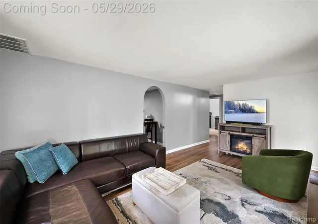 Photo 3 of Single family home for sale at 4407 Gilbert St, Columbiaville, MI 48421 | MLS# 20261038580 | Listing updated on 2026-06-01
