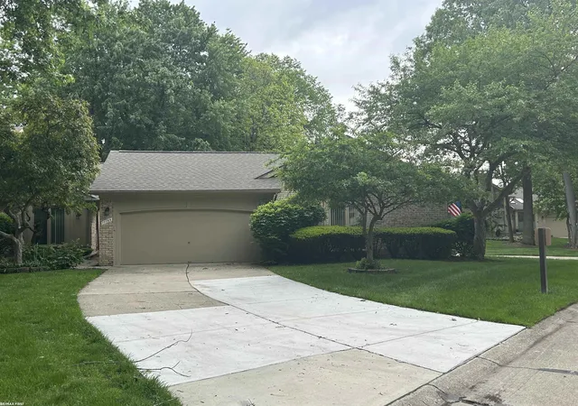 Photo 1 of Sale Pending at 17765 E Kirkwood Dr, Clinton Township, MI 48038 | MLS# 58050209075 | Listing updated on 2026-08-01