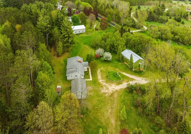 3rd image of 2631 Sparling Rd, Kingsley, MI 49649 | MLS# 78080068845