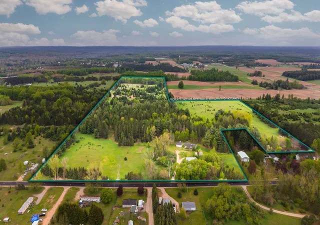 4th image of 2631 Sparling Rd, Kingsley, MI 49649 | MLS# 78080068845
