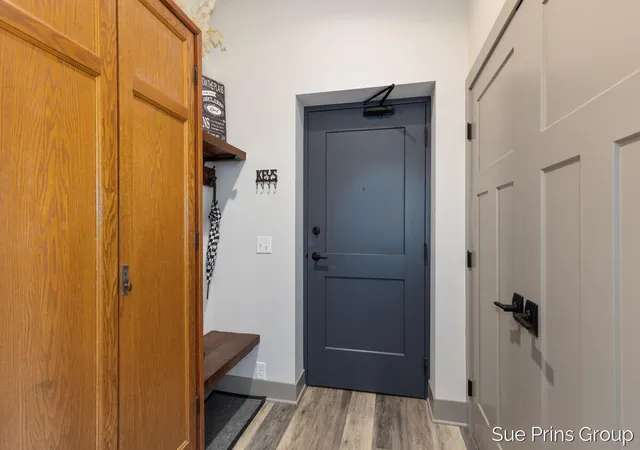 Listing Photo 2 - Condo for sale in building located at 156 W 11th St, Holland, MI 49423 - Unit #106