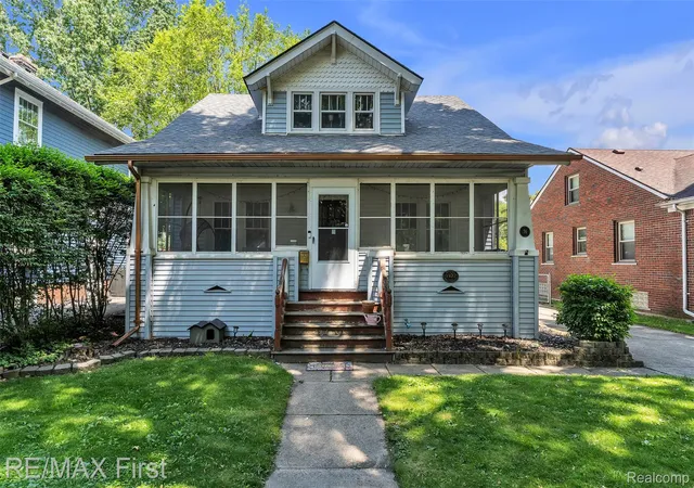 Photo 1 of Sale Pending at 76 Gallup St, Mount Clemens, MI 48043 | MLS# 20261038603 | Listing updated on 2026-06-13