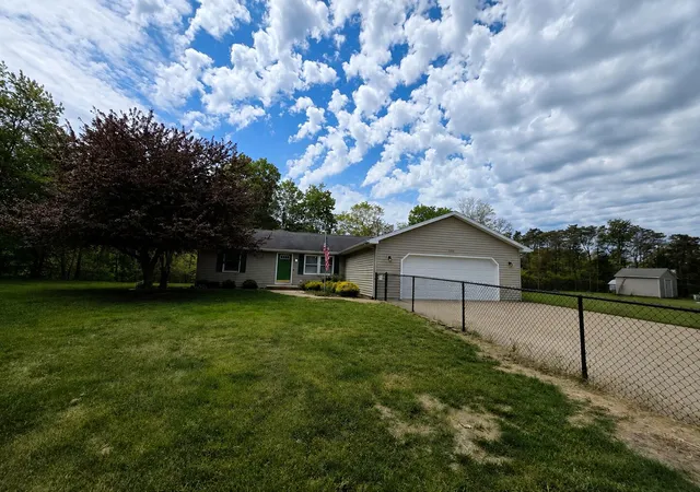 2nd image of 1125 Kristie Ln, Ludington, MI 49431 | MLS# 71026025053