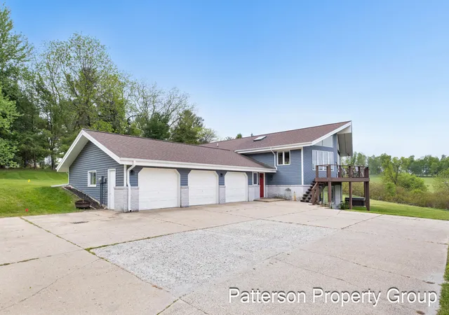 2nd image of 4154 S Sunset Dr, Fremont, MI 49412 | MLS# 71026025060