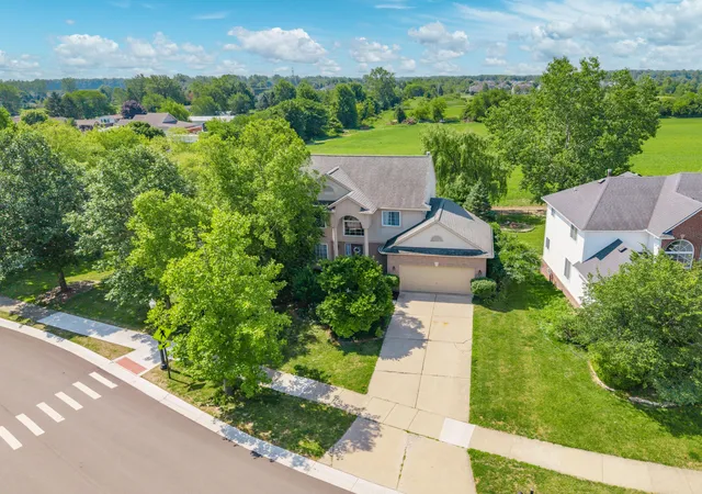 Photo 3 of Single family home for sale at 7878 Greene Farm Dr, Ypsilanti, MI 48197 | MLS# 81026025055 | Listing updated on 2026-09-15
