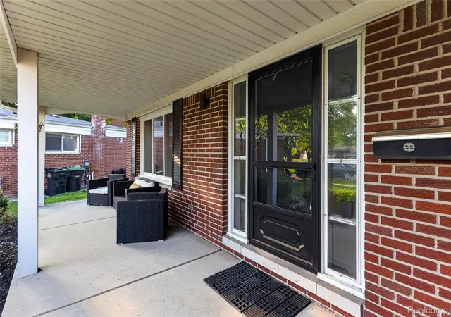 Photo 3 of Single family home for sale at 25100 Melody St, Taylor, MI 48180 | MLS# 20261038626 | Listing updated on 2026-09-02