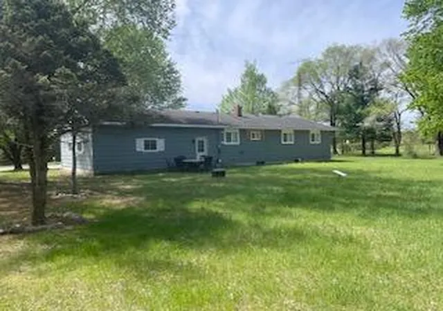 Homes for sale in Paris, MI | 5543 E 13 Mile Rd, Paris, MI 49338 | MLS# 72026025063